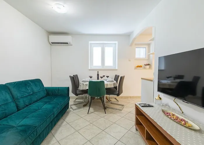 Apartman No.3 *